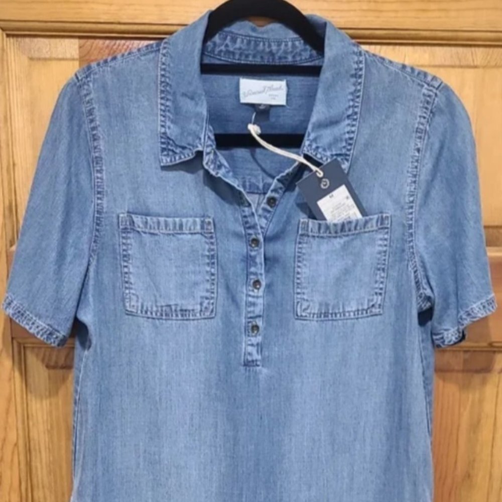 Universal Thread Denim Dress, has pockets!